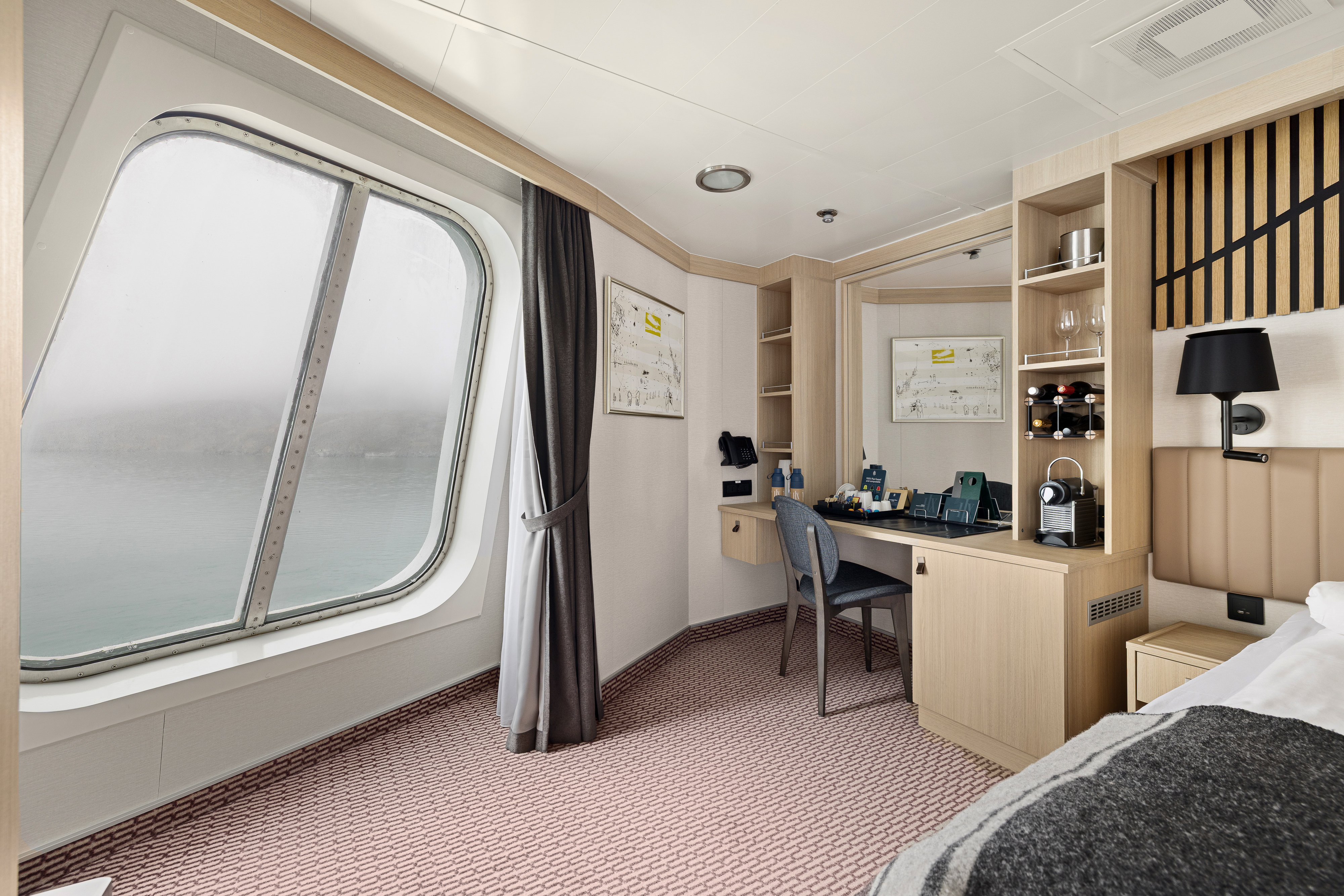 Expedition Suite | Grand Suite with balcony